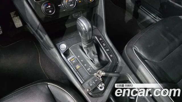 Volkswagen Tiguan 2020 thumb 9