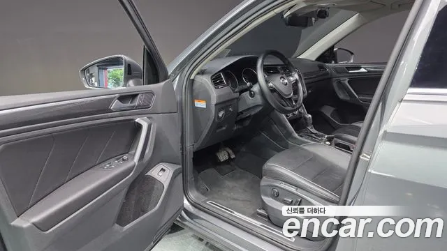 Volkswagen Tiguan 2020 thumb 10