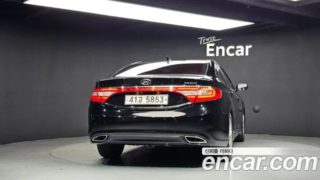 Hyundai Grandeur 2011 thumb 4