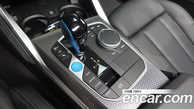 BMW i4 2022 thumb 9