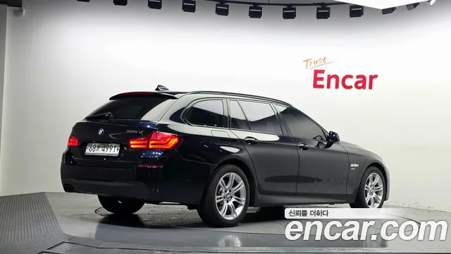 BMW 5 серии 2012 thumb 2