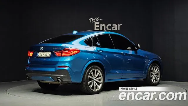 BMW X4 2016 thumb 2