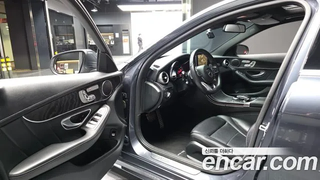 Mercedes-Benz C-Класс 2015 thumb 10