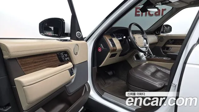 Land Rover Range Rover 2018 thumb 10