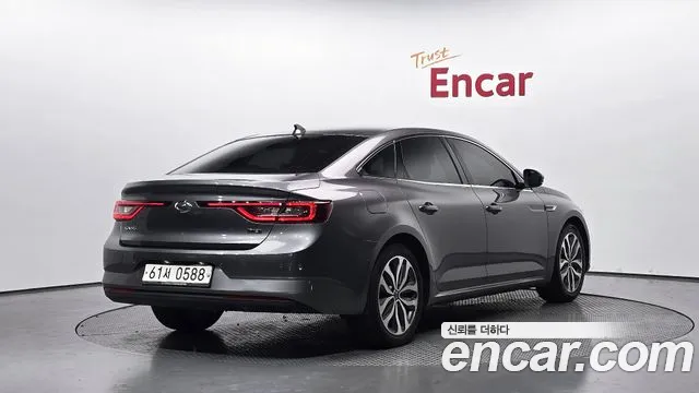 Renault Megane 2016 thumb 2