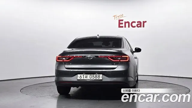 Renault Megane 2016 thumb 4