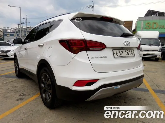 Hyundai Santa Fe 2015 thumb 3