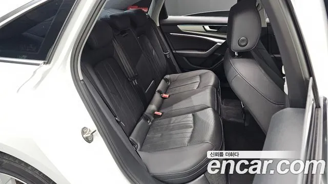 Audi A6 2021 thumb 10