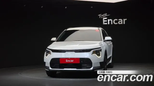 Kia Niro 2022 thumb 3