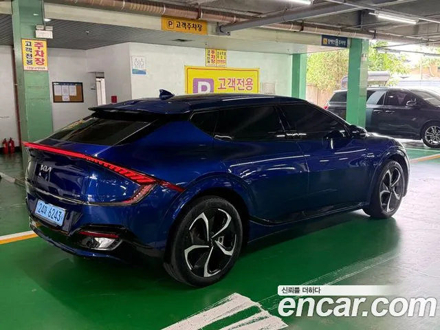Kia EV6 2022 thumb 6