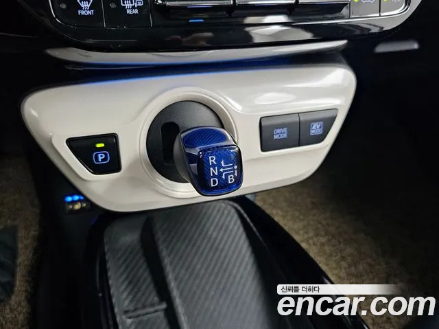 Toyota Prius 2016 thumb 9