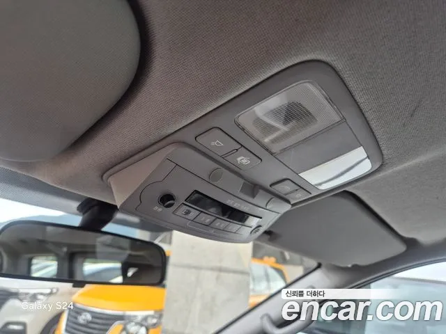 Hyundai Starex 2014 thumb 10