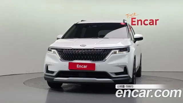 Kia Carnival 2021 thumb 3