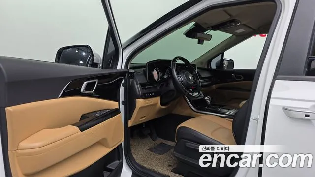 Kia Carnival 2021 thumb 10