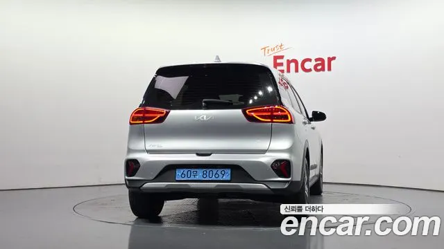Kia Niro 2022 thumb 4