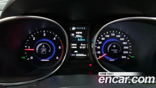 Hyundai Santa Fe 2013 thumb 7