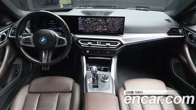BMW i4 2022 thumb 7
