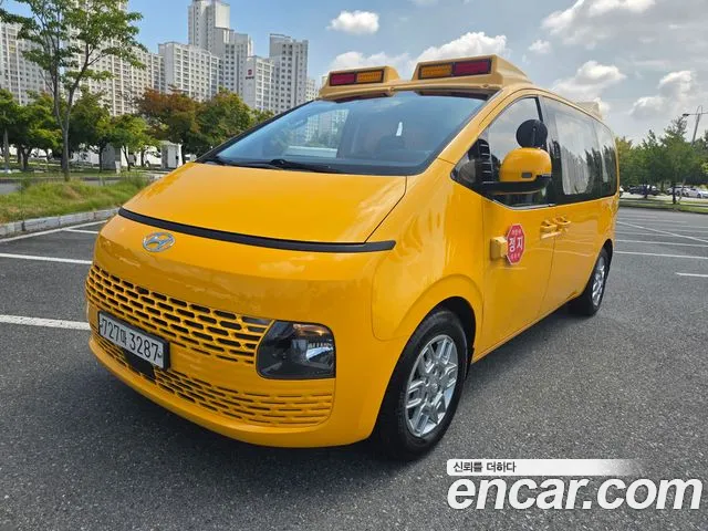 Hyundai Staria 2022 thumb 12