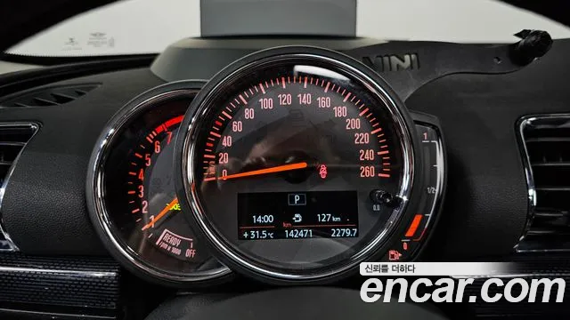 Mini Clubman 2019 thumb 8
