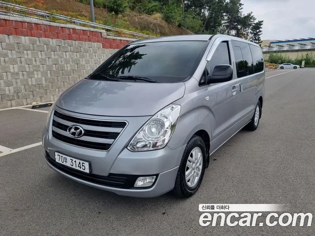 Hyundai Starex 2016 thumb 2