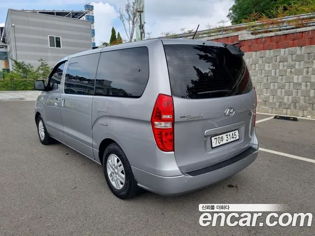 Hyundai Starex 2016 thumb 3