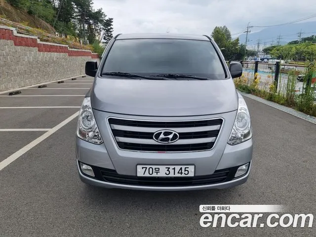 Hyundai Starex 2016 thumb 12