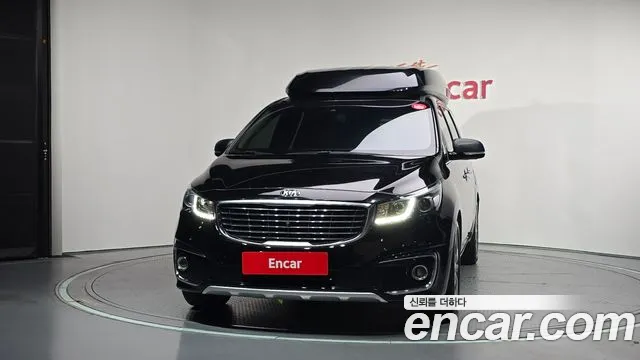 Kia Carnival 2017 thumb 3