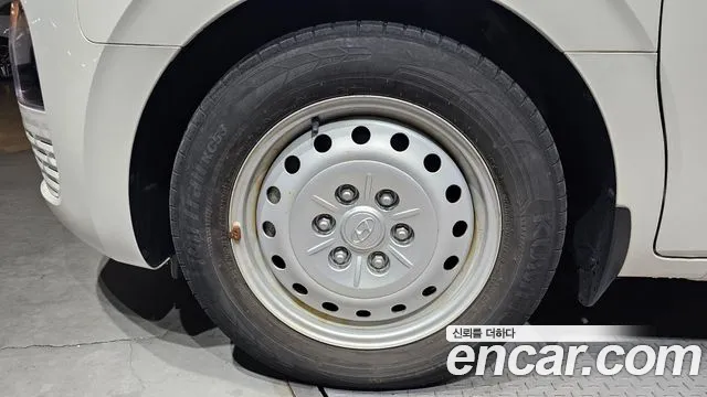 Hyundai Staria 2022 thumb 5