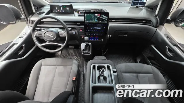 Hyundai Staria 2022 thumb 7