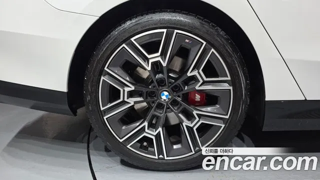 BMW 5 серии 2025 thumb 5