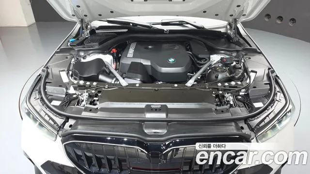 BMW 5 серии 2025 thumb 6