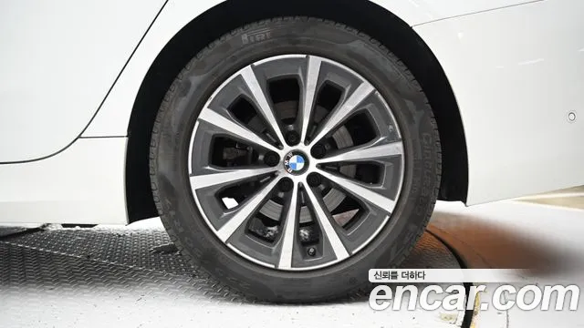 BMW 3 серии 2024 thumb 5