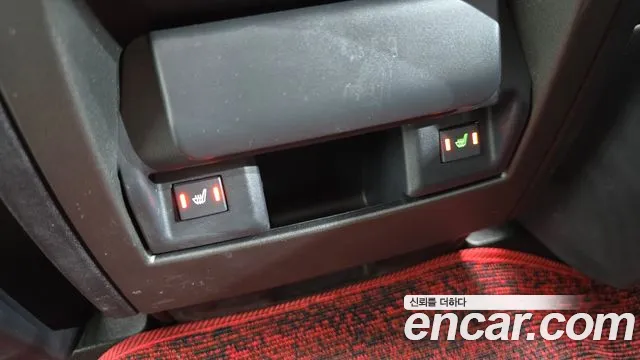 Land Rover Range Rover Sport 2012 thumb 12