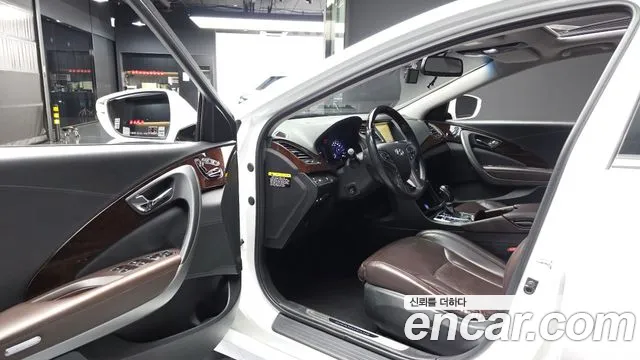 Hyundai Grandeur 2015 thumb 10