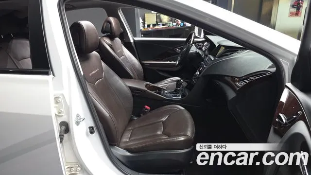 Hyundai Grandeur 2015 thumb 11