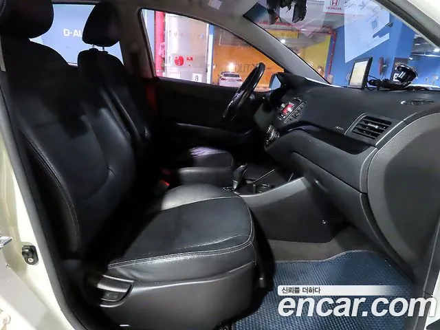 Kia Morning 2015 thumb 8