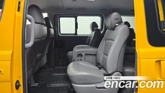 Hyundai Starex 2018 thumb 12