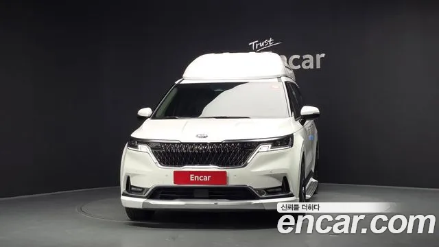 Kia Carnival 2021 thumb 3