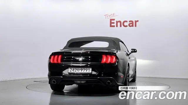 Ford Mustang Mach-E 2021 thumb 4