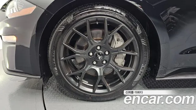 Ford Mustang Mach-E 2021 thumb 5