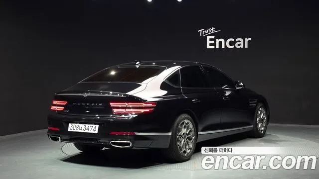 Genesis G80 2023 thumb 2