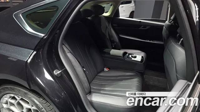 Genesis G80 2023 thumb 11