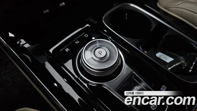 Kia Carnival 2021 thumb 9