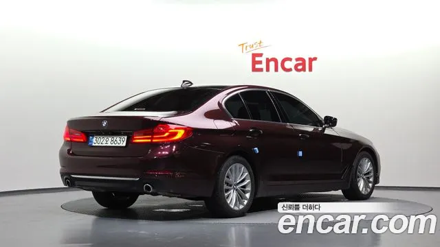 BMW 5 серии 2020 thumb 2