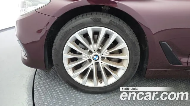 BMW 5 серии 2020 thumb 5