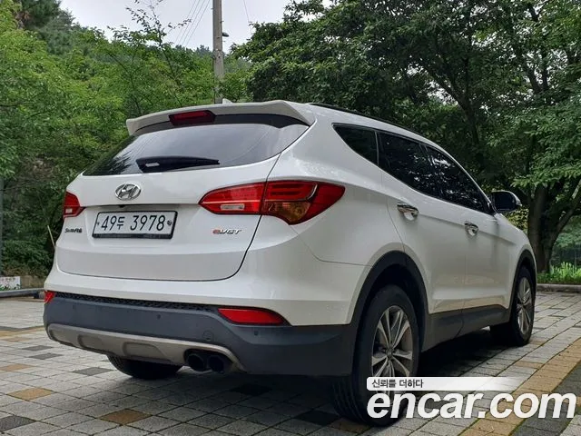 Hyundai Santa Fe 2014 thumb 3