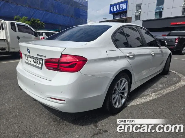 BMW 3 серии 2017 thumb 6