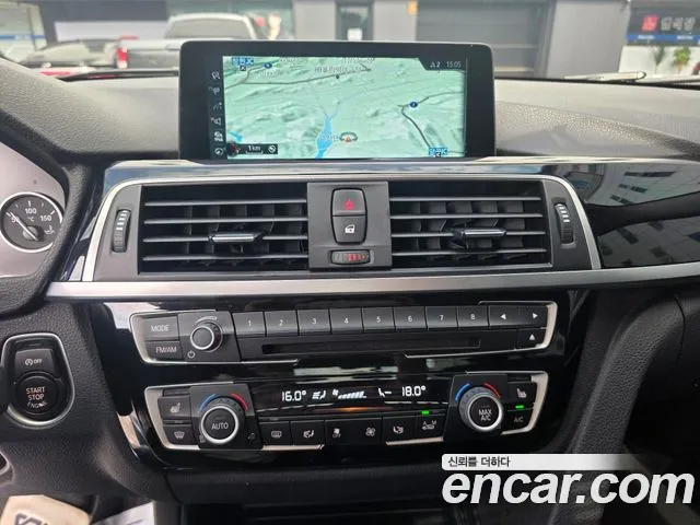 BMW 3 серии 2017 thumb 10