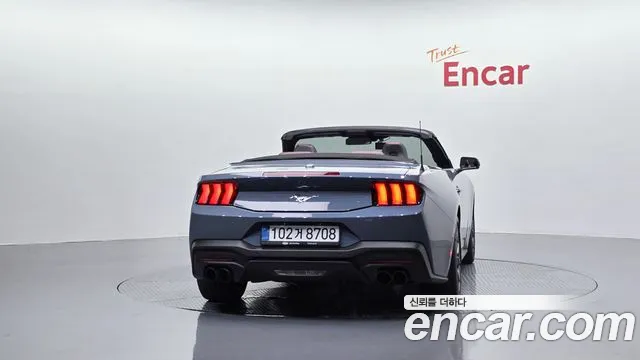 Ford Mustang Mach-E 2024 thumb 3