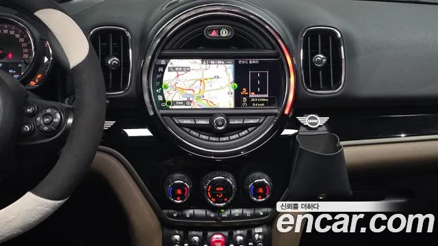Mini Countryman 2020 thumb 12